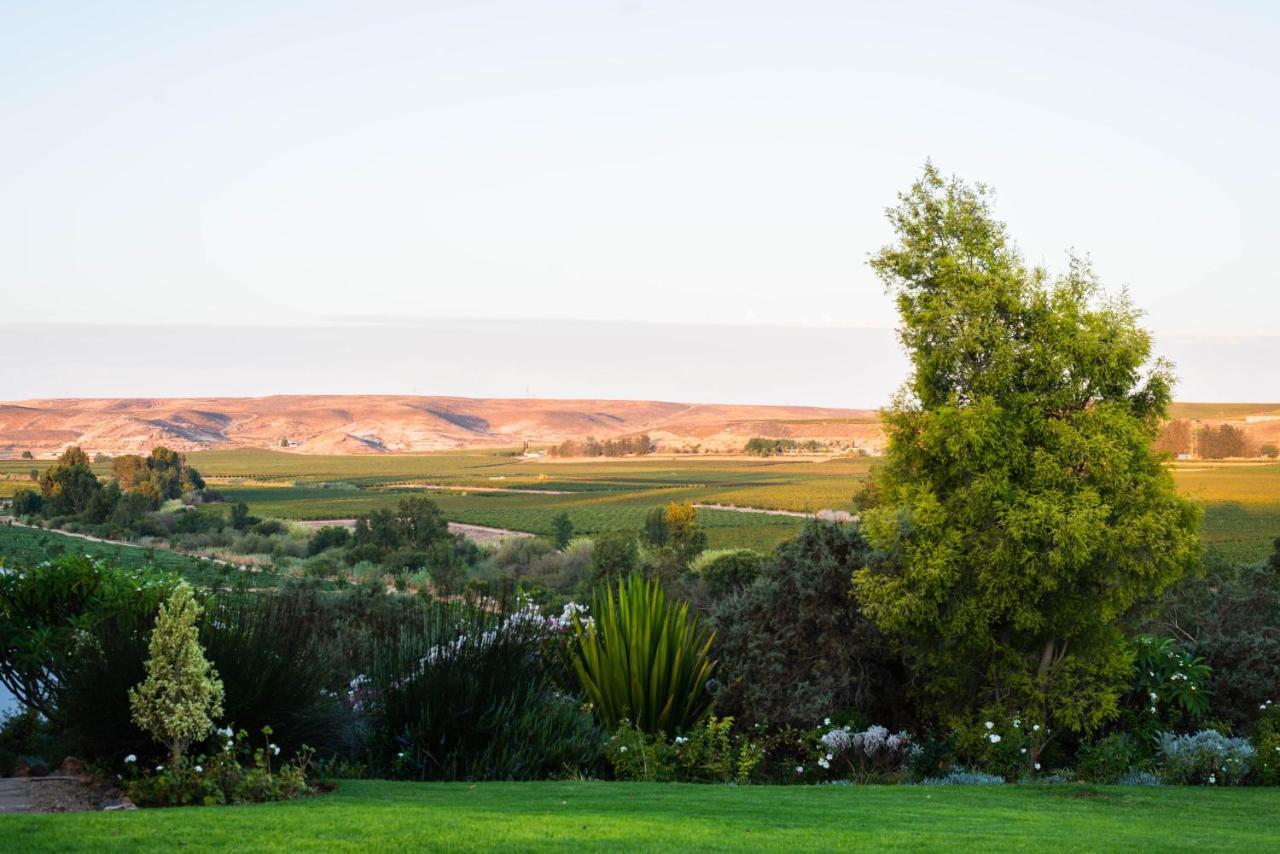 Melkboomsdrift Guest House & Conference Centre Vredendal ภายนอก รูปภาพ
